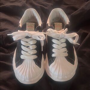 Men's Black and White Sneakers